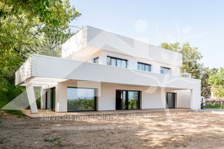 Chalet in Miraflores de la Sierra