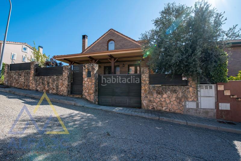 Foto 087f07ac-9f27-4ec4-8630-abd9f09f5f03. Xalet amb aparcament a Molar (El)