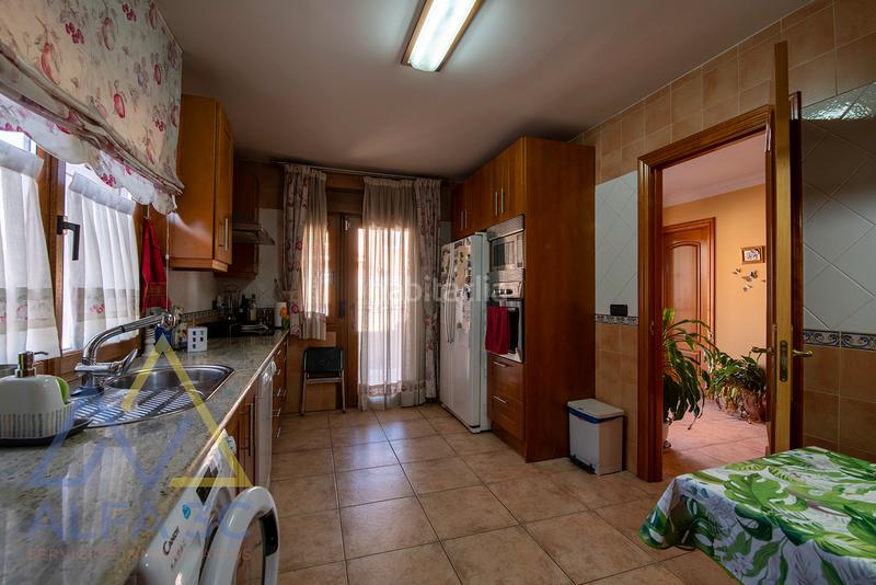 Foto 44b00a93-f04c-4072-afd2-a9fddcaf5956. Xalet amb aparcament a Molar (El)