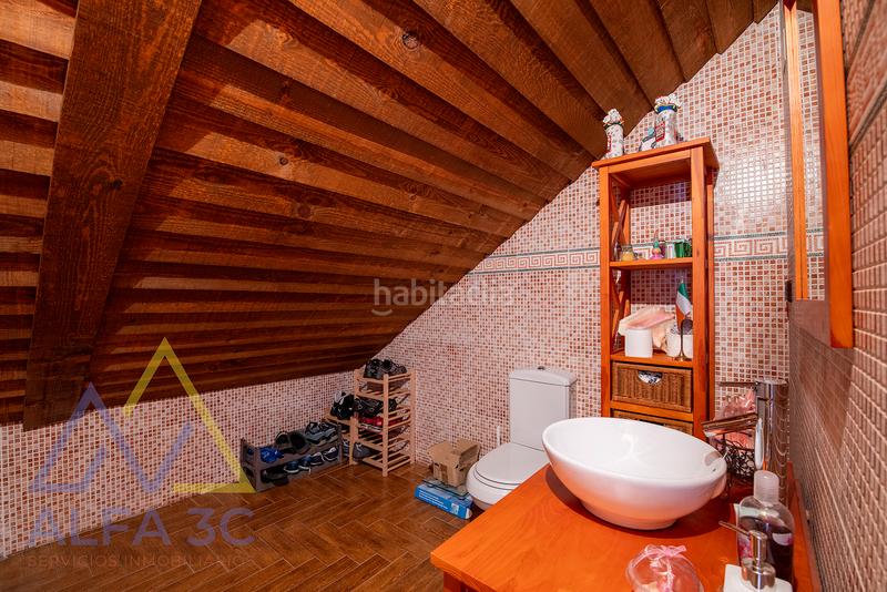 Foto b42d6708-e858-4135-92d6-fd081bbff637. Xalet amb aparcament a Molar (El)