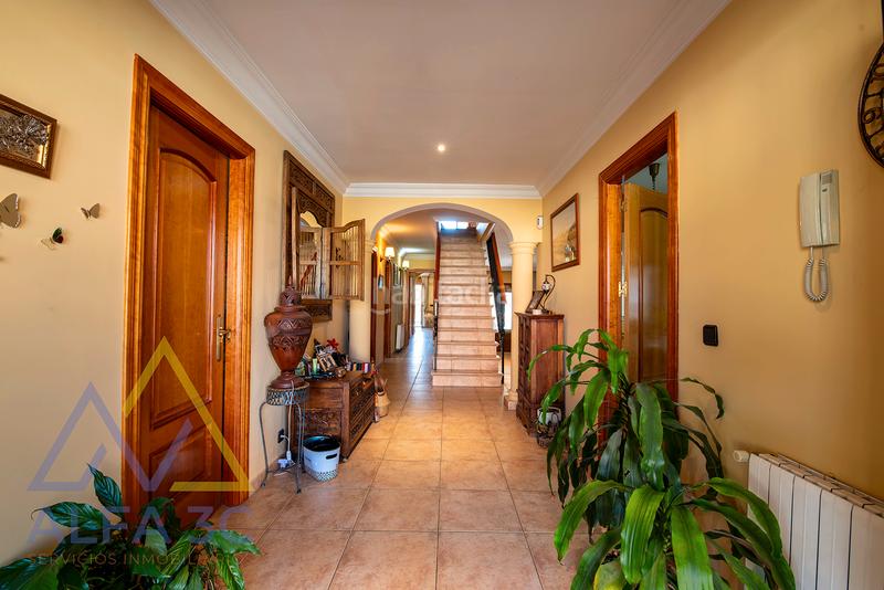 Foto da2dac0d-4ef2-4584-bef0-b43df5972f2c. Xalet amb aparcament a Molar (El)