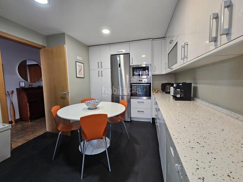 Foto 490528fe-a9a9-47ec-887a-b5fc3c152772. Appartamento con parcheggio in Cuatro Caminos - Azca Madrid