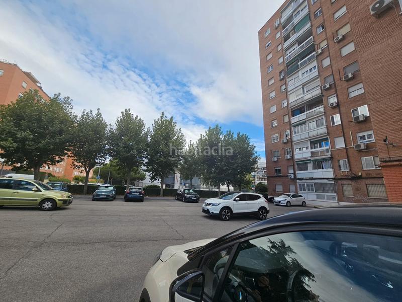 Foto 3afd8f4b-5c20-49fe-a995-d5d688e07f2f. Appartamento con parcheggio in Aluche Madrid