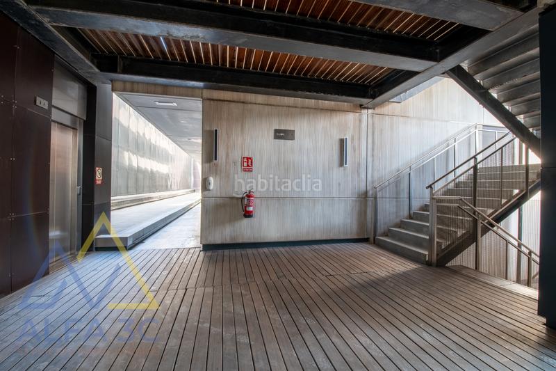 Foto 6af8789c-ee67-4cf2-81d6-3a61f265bb8d. Loft amb calefacció aparcament a Zona Industrial Alcobendas