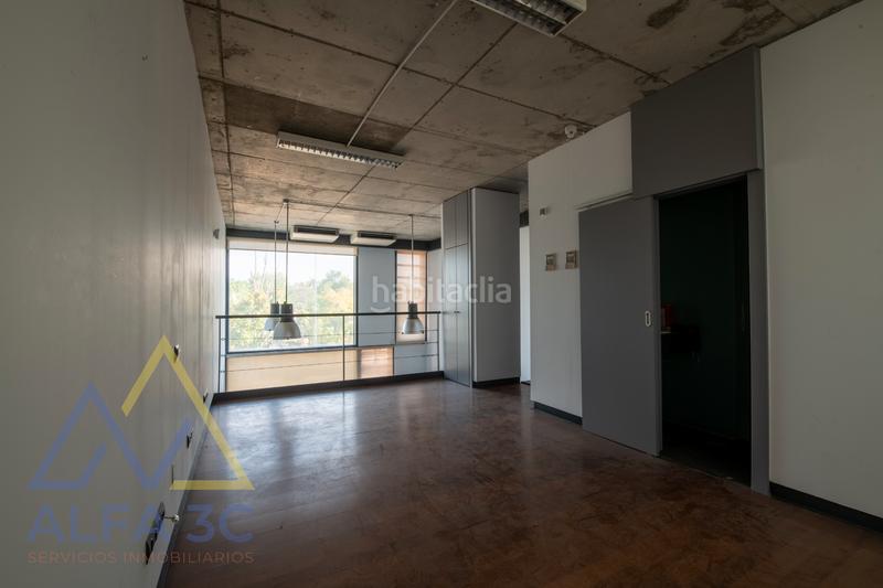 Foto b1ca4ddd-c4f7-4f1f-b071-ad1f8120147d. Loft amb calefacció aparcament a Zona Industrial Alcobendas