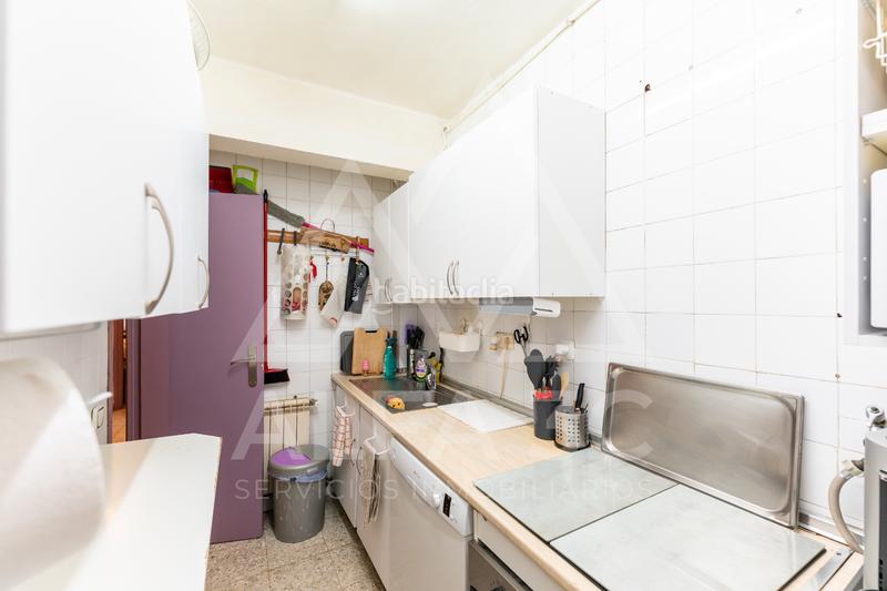 Foto 0f3f2c17-e7c6-4dae-bb1b-dbdd7af4ca52. Appartamento in calle de angel baena gómez 6 in Centro Alcobendas