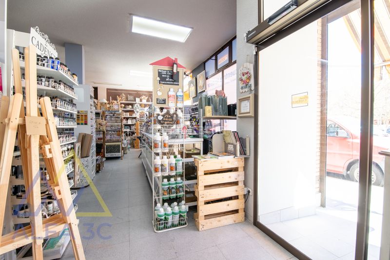 Foto a56c8330-b5df-46a0-a435-d90ab2927a25. Business premise in primera fase-nuevo Tres Cantos Tres Cantos