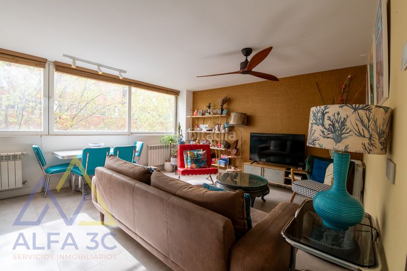 Foto ed1ac146-0d44-4877-9de8-779e09228056. Dúplex amb aparcament a Portazgo Madrid