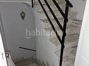 Foto 5b42ae1c-83f5-4831-9bc7-fc9ea7999a96. Casa aparellada amb calefacció aparcament piscina a Coslada