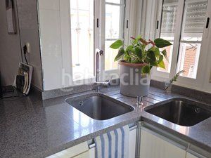 Foto 889387c4-3e47-4e28-b234-f519754a89c3. Casa aparellada amb calefacció aparcament piscina a Coslada