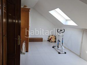 Foto b6857e20-90cf-4847-bf23-06e6e0c6c081. Casa aparellada amb calefacció aparcament piscina a Coslada