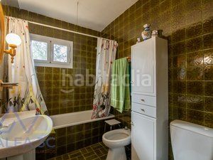 Foto c39e5497-15ee-4b55-ad3b-20fd4c906c5a. Xalet amb calefacció aparcament a Cerceda