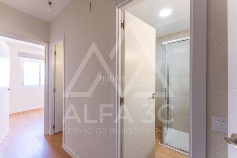 Foto 1b3dda8a-7a55-412d-83a3-62e9207a04e9. Pis a Valdeacederas Madrid