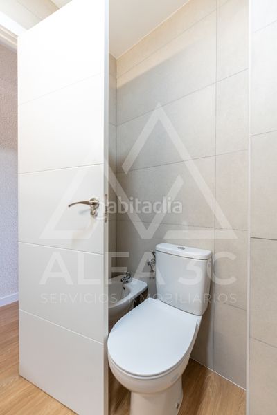 Foto 2cd7b50f-1ad4-404a-af87-953210c4c911. Pis a Valdeacederas Madrid