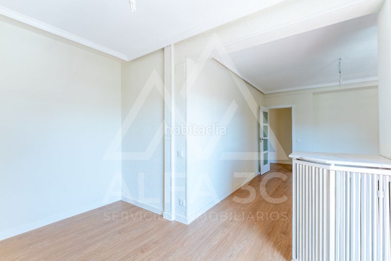 Foto 41fce700-b59e-4fb2-9a80-5f0197624131. Pis a Valdeacederas Madrid
