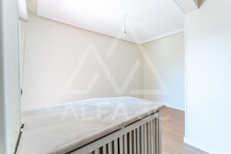 Foto 59a14526-d431-4845-9a0f-62450da3e865. Pis a Valdeacederas Madrid