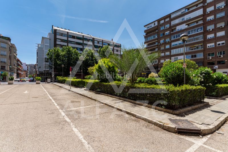 Foto aba194d6-147f-4591-817d-ada23c3d42e9. Pis a Valdeacederas Madrid