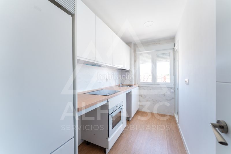 Foto bd671409-8d47-4dbb-ab90-2798b734e2ca. Pis a Valdeacederas Madrid