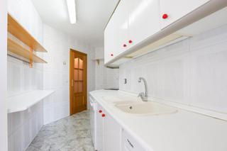 Appartamento en Paseo estacin 20. Piso de tres dormitorios en la zona mejor comunicada