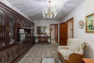 Pis a Centro. Gran vivienda en el centro de 3 habitaciones con un patio de uso