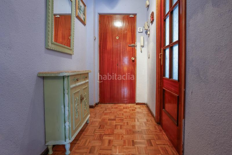 Foto 3eb3eb67-e661-45f7-8cc2-24ed9074c123. Pis a Reyes Parla