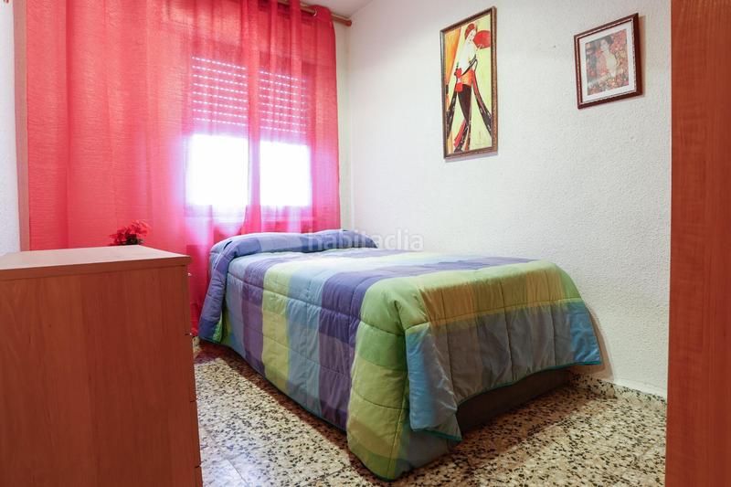 Foto a513f603-a3a1-41e3-b14b-f4fedc6dbb12. Pis a Reyes Parla