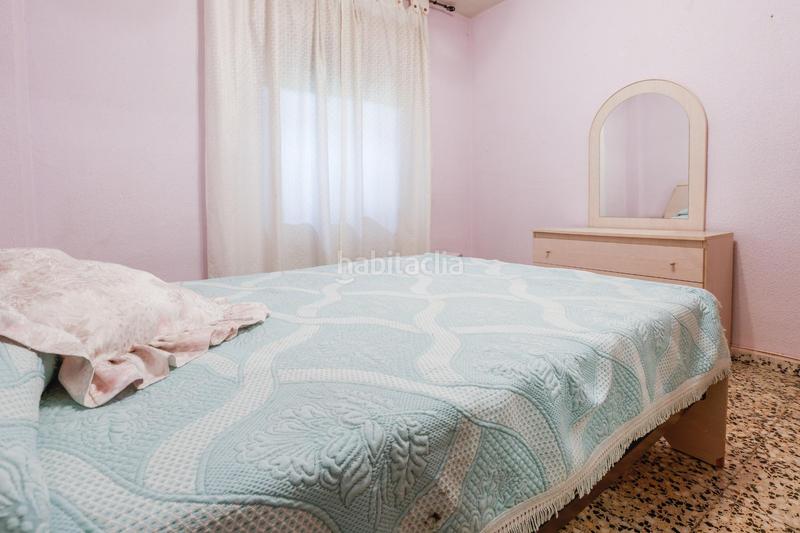 Foto b7593ecb-5821-4923-99b5-40be8571380e. Pis a Reyes Parla