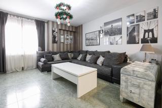 Etagenwohnung in Hispanoamérica-Comunidades. Zona comunidades tres dormitorios con gran terraza