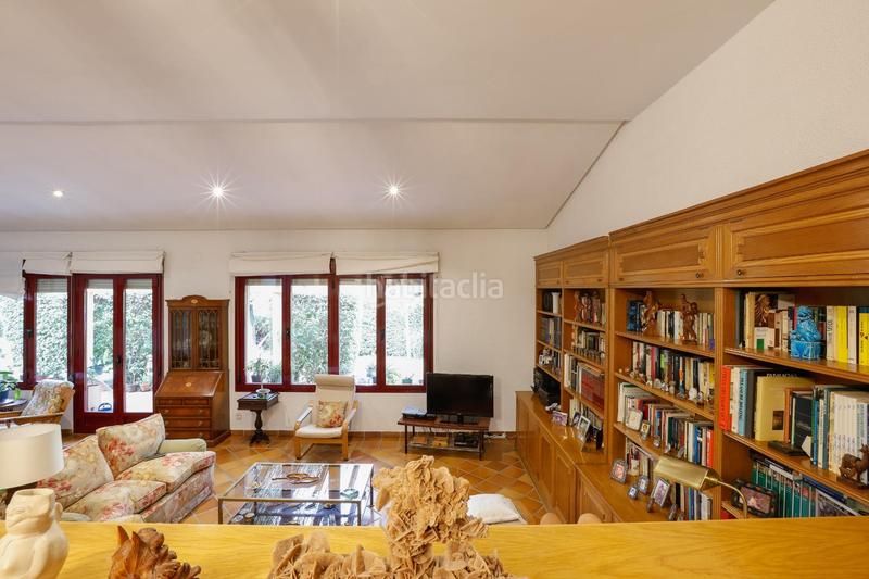 Foto 5b2ee2ae-4f21-4095-b38b-47833bbad3f2. Chalet mit heizung parking in Restón I-Restón II Valdemoro