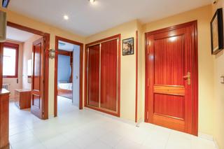 Etagenwohnung in Centro. Dos dormitorios con patio en zona centro