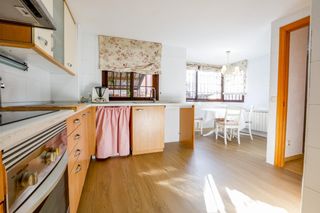 Casa adossada a Restón I-Restón II. Chalet en venta zona reston ii