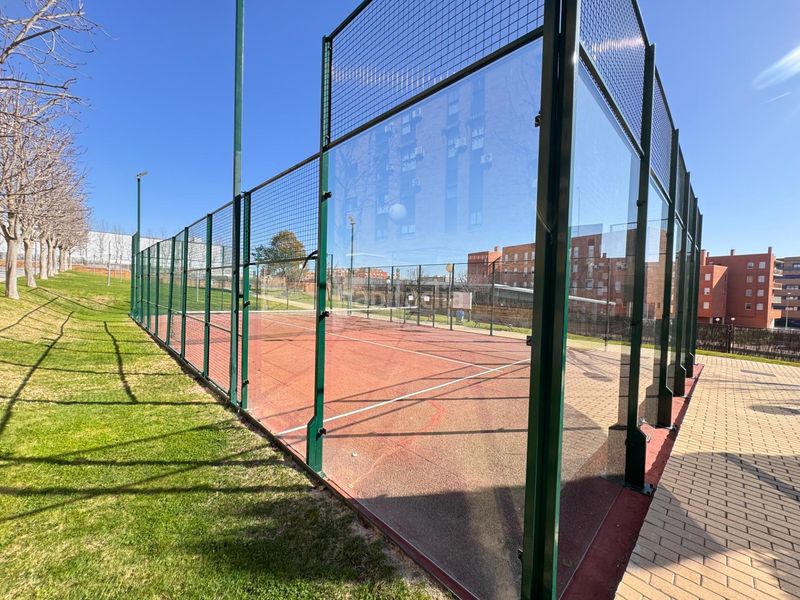 Foto a8df6618-d675-4f17-af19-159114e7a5e5. Pis amb calefacció aparcament piscina a Guardia Civil-Zona Industrial Valdemoro
