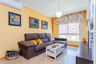 Pis a Restón I-Restón II. Impecable, luminoso y muy amplio