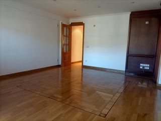 Piso en Centro. Amplio piso en el corazón de valdemoro  tu nuevo hogar te espera
