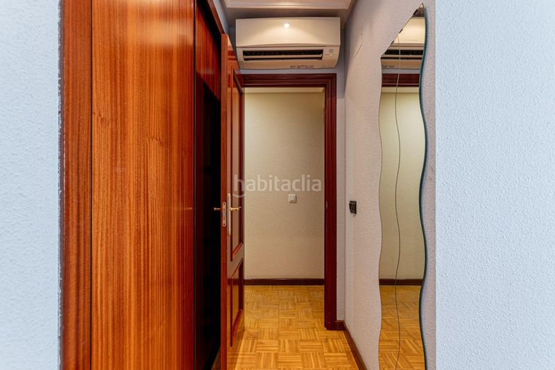 Foto e0c96dab-5700-4263-b90f-af749c348873. Pis amb calefacció aparcament piscina a Valdebernardo-Valderribas Madrid