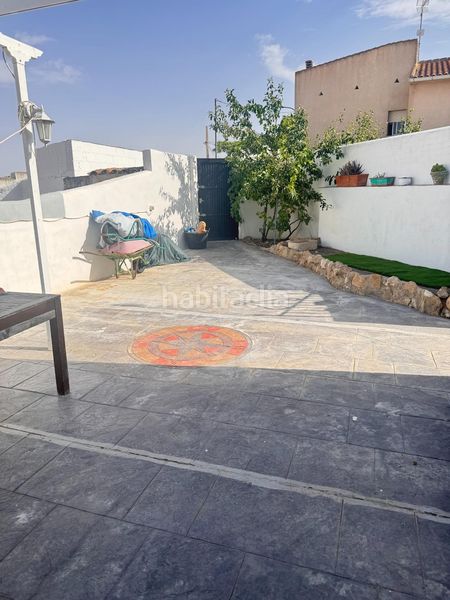 Foto 43e7b2a7-4fcb-4d5b-932c-7db8c9a2028f. Casa amb aparcament a Belinchón