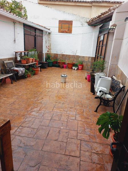 Foto 5cdca8da-a718-42f8-be16-fd8d62cfcdaa. Casa amb aparcament a Belinchón