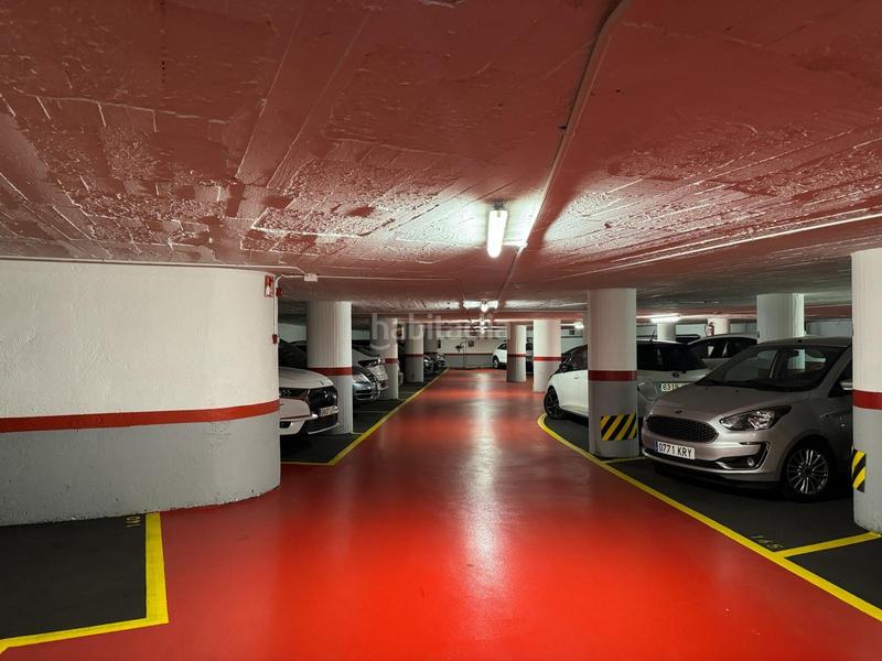 Foto 05405e5a-950a-4185-a3a0-adc18e0563f0. Autoparkplatz in Fort Pienc Barcelona