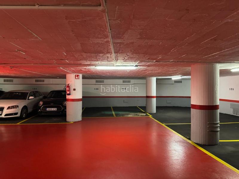 Foto 3a3627e7-40b6-4a17-ab76-ee8c75e7eb00. Autoparkplatz in Fort Pienc Barcelona