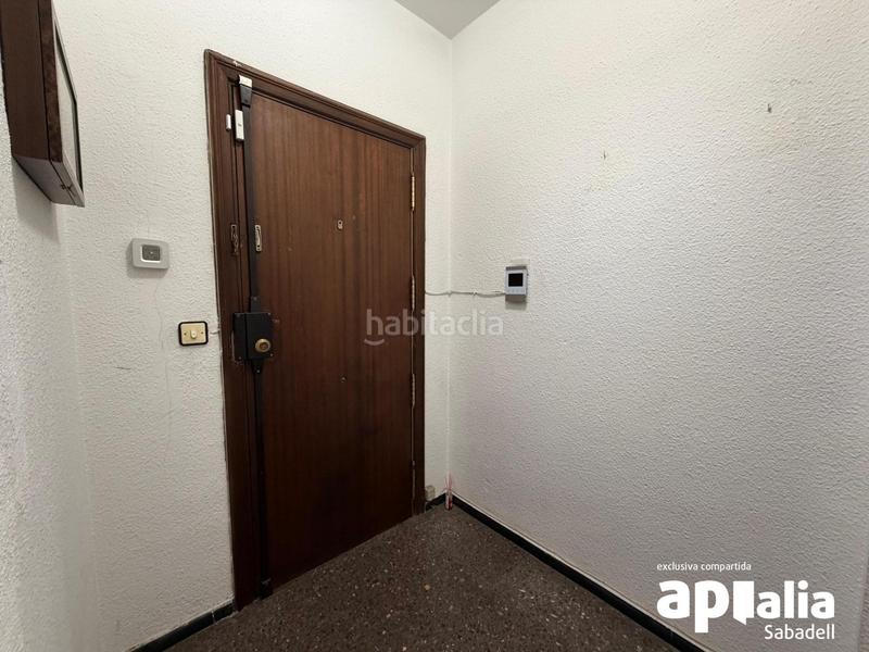 Foto 2e1be597-b190-4fdf-9ffb-8120d8648785. Flat with parking in Creu Alta Sabadell