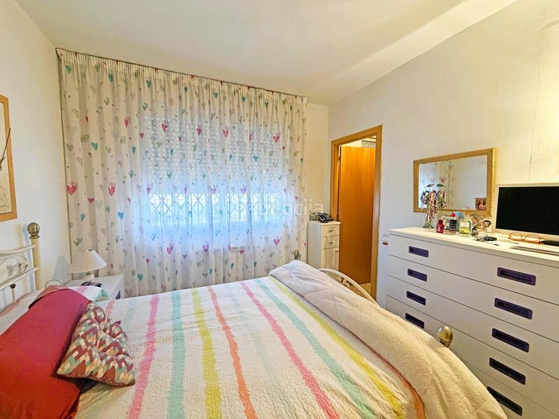 Foto 427d1c91-b2e8-4362-a693-232352834128. Semi detached house with heating parking in Can Deu Sabadell