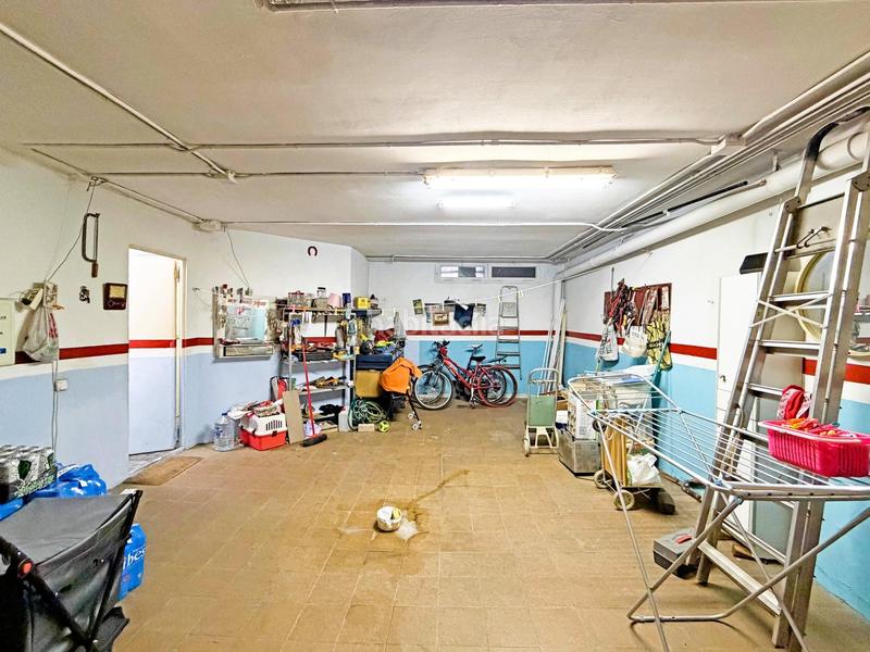 Foto 4353417b-5dcb-4f0c-a5ed-48938efbbc49. Semi detached house with heating parking in Can Deu Sabadell