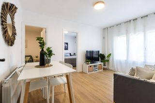 Pis a Els Merinals. Bonito piso reformado de tres habitaciones en can rull