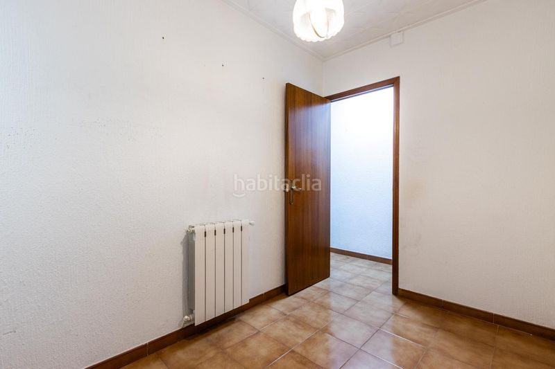Foto a1d68948-78a3-4f26-90b0-63640ccaa926. Casa adossada amb calefacció a Ca n'Aurell Terrassa