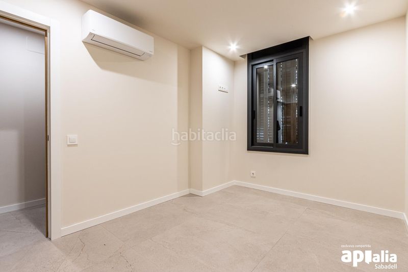 Foto b06acf96-d090-4c39-a958-dedc7d909fa9. Casa amb calefacció a Centre Sabadell