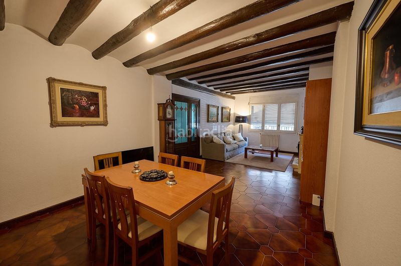Foto 42aa7aed-ad61-4032-9a00-18716c7cc0cc. Casa adossada amb calefacció a Sentmenat