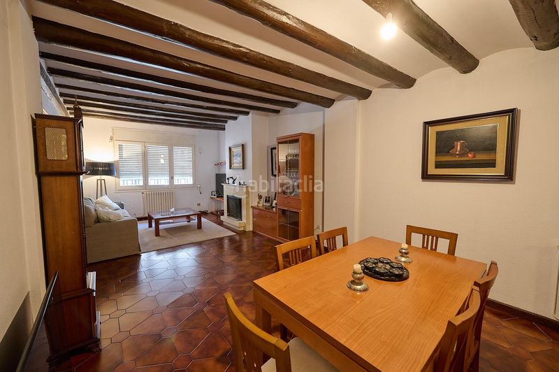 Foto cc794e2e-5005-437f-837f-ebf4f7d1770b. Casa adossada amb calefacció a Sentmenat