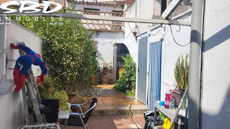 Foto 4ac6064a-88e8-4325-a45b-6582116ce3c0. Casa a Covadonga Sabadell