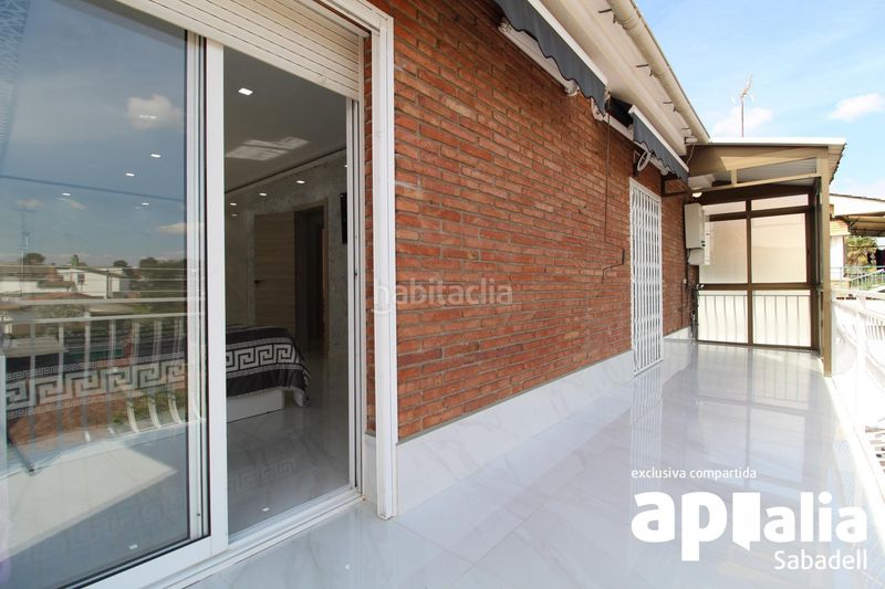 Foto 00c08208-d68e-4c50-b060-6c491afea1f2. Semi detached house with parking in Ca n´Esteper-Can Gorgs-Can Gorgs II Barberà del Vallès