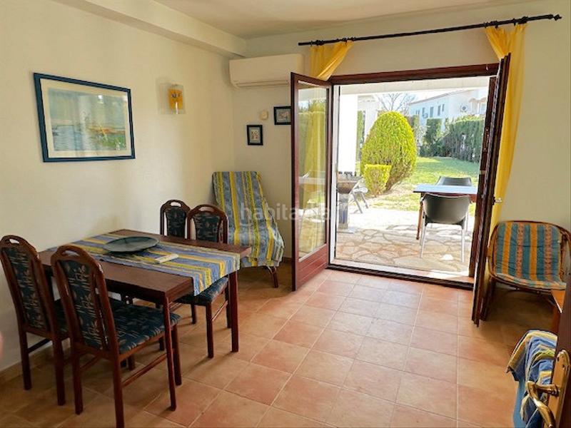 Foto fe745753-eff1-44f6-9498-4c1d902877fc. Casa amb calefacció aparcament a Empúries Escala (L´)